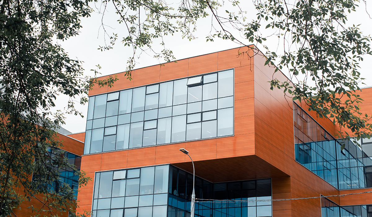 Edifícios Públicos (Escolas, hospitais, bibliotecas, etc.)